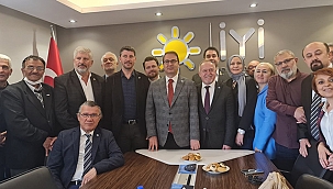 İYİ PARTİLİ UZ: "İKTİDARA HODRİ MEYDAN DİYORUZ"