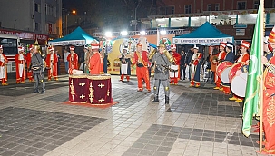 LAPSEKİ'DE MEHTERAN GÖSTERİSİ YAPILDI