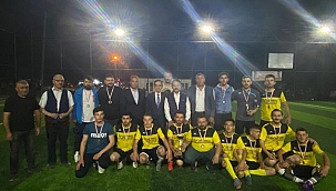 MERKEZ KÖYLER ARASI HALI SAHA TURNUVASI ŞAMPİYONU BELLİ OLDU