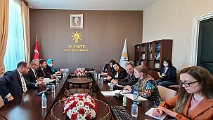 TURAN VENEDİK KOMİSYONU İLE BİR ARAYA GELDİ