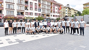 PEHLİVANLAR DUALARLA YOLCU EDİLDİ