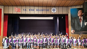 BİGA UYGULAMALI BİLİMLER FAKÜLTESİ MEZUNİYET TÖRENİ GERÇEKLEŞTİRİLDİ