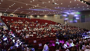 ÇANAKKALE ULUSLARARASI KORO FESTİVALİ AÇILIŞ TÖRENİ GERÇEKLEŞTİRİLDİ