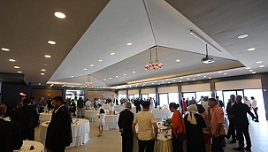 VALİ AKTAŞ'IN EV SAHİPLİĞİNDE BAYRAMLAŞMA TÖRENİ DÜZENLENDİ