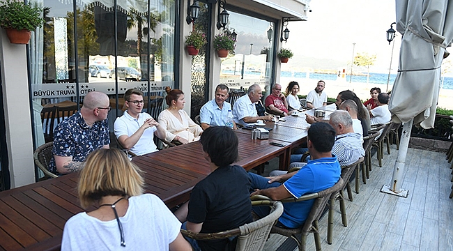 BAŞKAN GÖKHAN, KARDEŞ KENT KOMRAT HEYETİNİ UĞURLADI