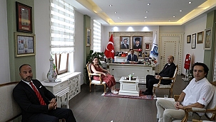 ÇANAKKALE DİŞ HEKİMLERİ ODASI YENİ YÖNETİMİNDEN VALİ AKTAŞ'A ZİYARET