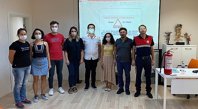 ÇOCUK KÜLTÜR EVİ'NDE TEMEL YANGIN EĞİTİMİ