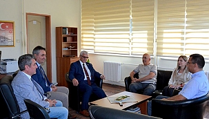 DEKANLIK DEVİR TESLİM TÖRENİ GERÇEKLEŞTİRİLDİ