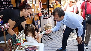 BAŞKAN İMAMOĞLU'NDAN ÜRETİCİ KADINLARA ZİYARET