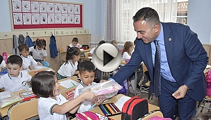 BİRİNCİ SINIF ÖĞRENCİLERİNİN KIRTASİYE HEDİYESİ BİGA BELEDİYESİ'NDEN