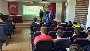 İŞKUR OKULLARA ZİYARETLERİNİ SÜRDÜRÜYOR