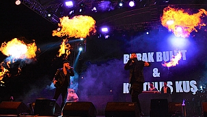 LAPSEKİ'DE MUHTEŞEM GECE