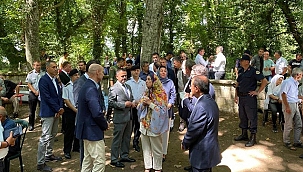 YENİCE'DE 18. ISSIZ CUMA HAYRI YAPILDI