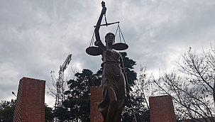 ADALET HEYKELİ ONARILDI