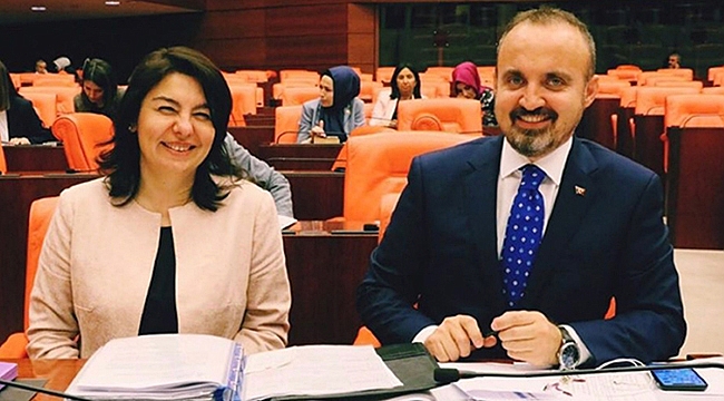 "MEHMET AKİF MISRALARIYLA ADETA TARİHE RUH VE MANA VERDİ"