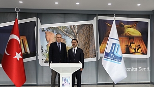 TÜRKİYE'NİN KANBERRA YENİ BÜYÜKELÇİSİ UFUK GEZER'DEN VALİLİĞE ZİYARET