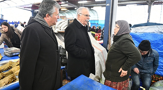 BAŞKAN GÖKHAN CUMA PAZARINI DENETLEDİ