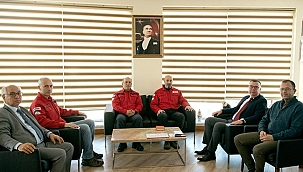 AKUT ÇANAKKALE EKİBİ BAŞKAN ARSLAN'I ZİYARET ETTİ