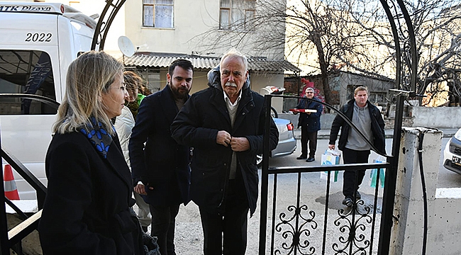 BAŞKAN GÖKHAN DEPREMZEDELERİ AĞIRLAYAN ÖĞRENCİ YURDUNU ZİYARET ETTİ