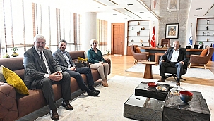 İYİ PARTİ BELEDİYE MECLİS GRUBUNDAN BAŞKAN GÖKHAN'A ZİYARET