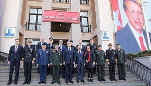 MİLLİ SAVUNMA BAKANI HULUSİ AKAR, ÇANAKKALE VALİLİĞİNİ ZİYARET ETTİ