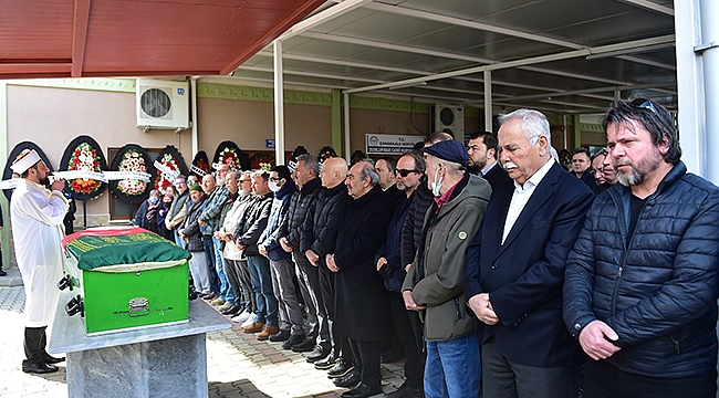 USTA GAZETECİ AYHAN ÖNCÜ, SON YOLCULUĞUNA UĞURLANDI
