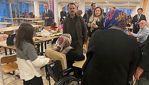 VALİ AKTAŞ, DEPREMZEDE AİLELERİ ZİYARET ETTİ