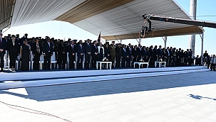 ÇANAKKALE KARA SAVAŞLARININ 108. YILINDA ŞEHİTLER ABİDESİNDE ANMA TÖRENİ