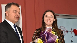 SAĞLIK ÖĞRENCİLERİNDEN UYGULAMALI ETKİNLİK