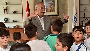 18 MART İLKOKULU ÖĞRENCİLERİNDEN BELEDİYE ZİYARETİ