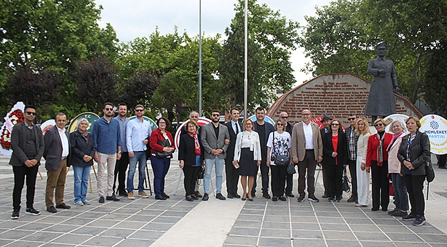 19 MAYIS ALTERNATİF TÖRENLE KUTLANDI