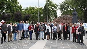 19 MAYIS ALTERNATİF TÖRENLE KUTLANDI