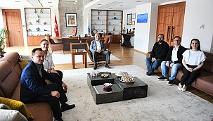 DİSK GENEL İŞ SENDİKASI YENİ YÖNETİMİNDEN BAŞKAN GÖKHAN'A ZİYARET