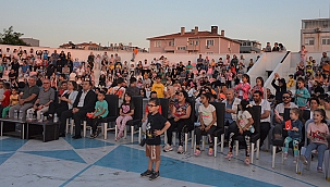 GELENEKSEL ÇOCUK OYUNLARI VE EĞLENCESİNE YOĞUN KATILIM