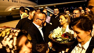 ''HEP BİRLİKTE OMUZ OMUZA ÇALIŞACAĞIZ ''