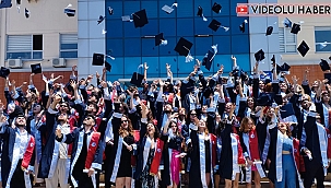 İLETİŞİMCİLER MEZUN OLDU