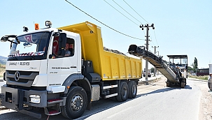METİN OKTAY CADDESİNDE ÜSTYAPI YENİLEME ÇALIŞMASI BAŞLADI