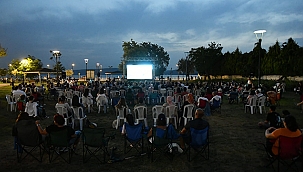 AÇIK HAVA SİNEMA GECELERİ DEVAM EDİYOR