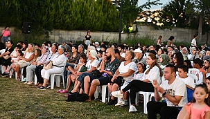 BARIŞ KORDONUNDA SİNEMA KEYFİ