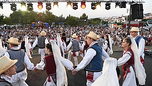 "FESTİVALİMİZİ BÜYÜK BİR COŞKUYLA GERÇEKLEŞTİRDİK"