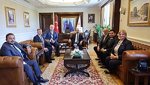 MÜSİAD ÇANAKKALE TURAN'I ZİYARET ETTİ