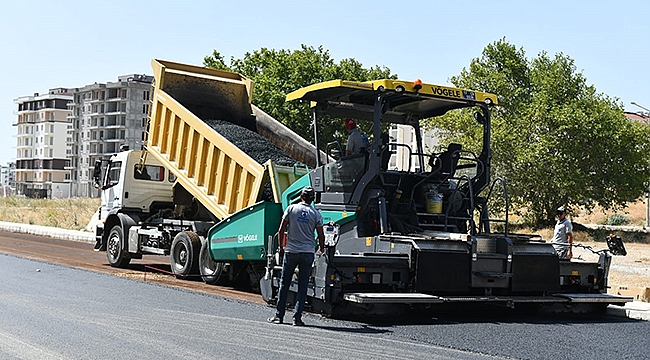 YENİ KENTSEL GELİŞİM BÖLGESİNDE ÜSTYAPI ÇALIŞMALARI HIZ KESMİYOR