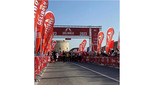 BİNLERCE VATANDAŞ TARİHİ ALAN'DA İDİ