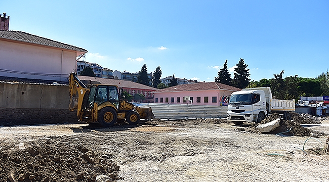 CUMHURİYET MEYDANI PROJE UYGULAMASI DEVAM EDİYOR
