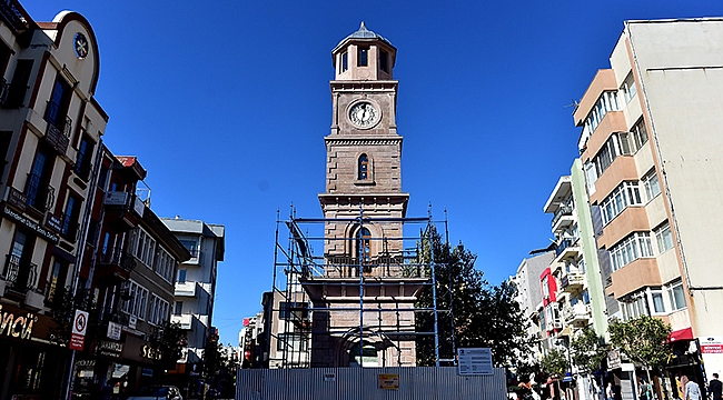 SAAT KULESİ RESTORASYON ÇALIŞMASI DEVAM EDİYOR