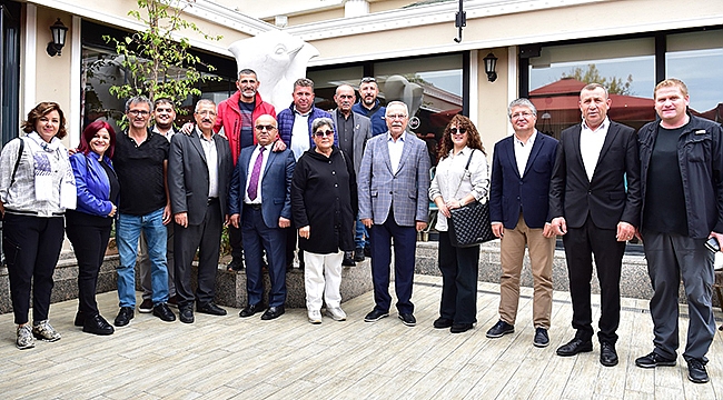 BAŞKAN GÖKHAN, MUHTARLARLA BİR ARAYA GELDİ