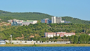 ÇOMÜ 101 KURUM ARASINDA 12. SIRADA