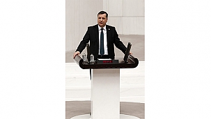 "CUMHURİYET TÜRK HALKININ EN BÜYÜK BAYRAMIDIR"