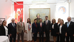 CUMHURİYETE ANAFARTALAR KAHRAMANI MUSTAFA KEMAL ATATÜRK SERGİSİ AÇILDI