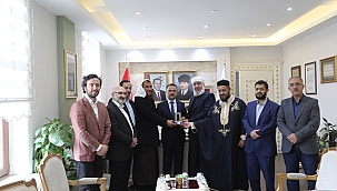 FİLİSTİNLİ ALİMLER HEYETİNDEN VALİ AKTAŞ'A ZİYARET